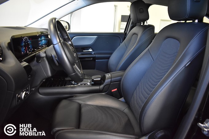 MERCEDES-BENZ GLA 180 d Automatic Business
